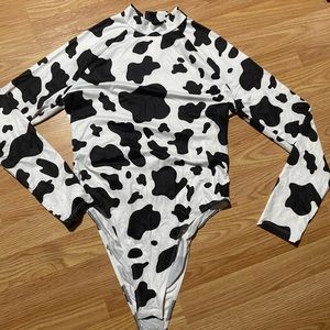 SHEIN. Turtle neck high rise bodysuit